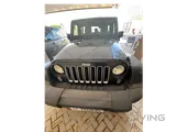 Sahara with leather seats and original touch screen