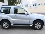 Single door Pajero.
