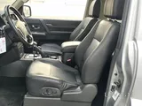 Single door Pajero.