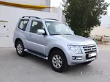 Single door Pajero.