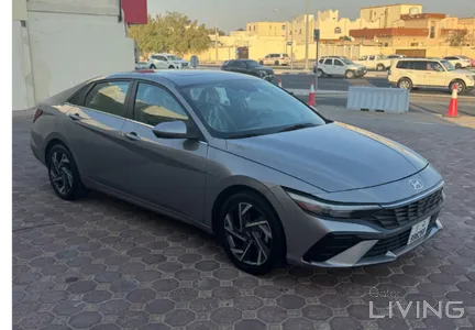 Hyundai Elantra  2025