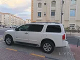 Super clean 2012 Nissan Armada SE (full option)