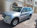 ميتسوبيشي باجيرو GLS نظيف جدًا 2013