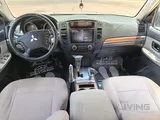 ميتسوبيشي باجيرو GLS نظيف جدًا موديل 2009