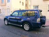 ميتسوبيشي باجيرو GLS 3.8 نظيف جدًا