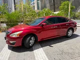 Super Clean Nissan Altima