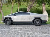 Tesla cybertrack 2024