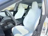 تسلا موديل 3