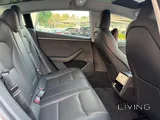 Tesla model 3 2025