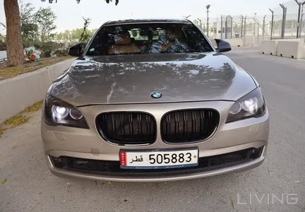 BMW 7-Series 740 Li 2012