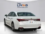 Toyota Avalon XLE 2022
