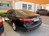 Toyota Avalon XLE (Low milage)