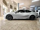 Toyota Camry GLE 2025
