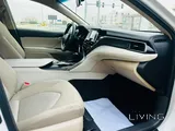 TOYOTA CAMRY LE 2021