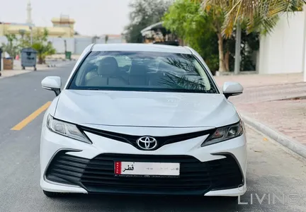 تويوتا كامري إل إي 2021