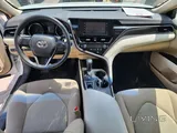 Toyota Camry LE 2022 V4