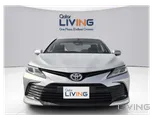 Toyota Camry LE Hybrid 2022