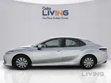 Toyota Camry LE Hybrid 2022