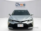 Toyota Camry LE Hybrid 2022