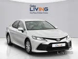 Toyota Camry LE Hybrid 2022