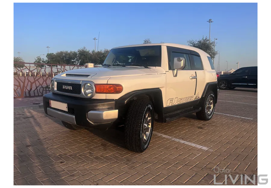 Toyota FJ Cruiser 2011 — QatarLiving