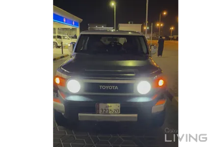 Toyota FJ Cruiser  2011