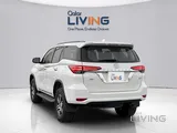 Toyota Fortuner 2024