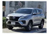 Toyota Fortuner 2024 V4