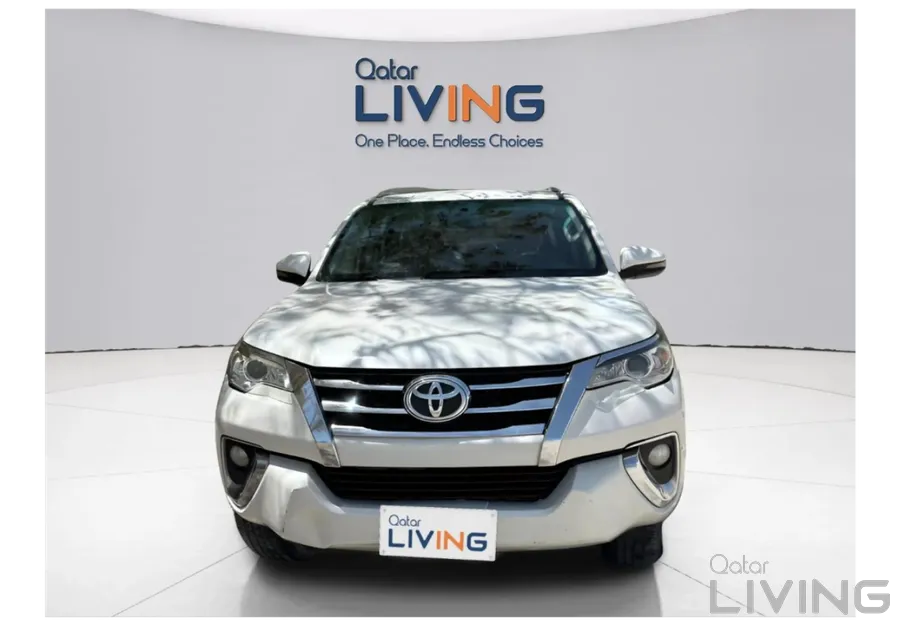 Toyota Fortuner 817015