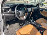 Toyota Fortuner SR5 2025