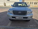 تويوتا GXR V8 كامل المواصفات 2013