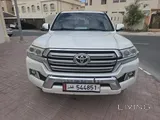 Toyota gxr v8 full option 2016
