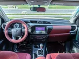 Toyota Hilux SR5 2025