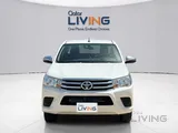 Toyota Hilux SR5 2026