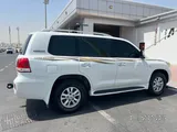 Toyota Land Cruiser 2011 V8 4.7CC