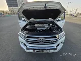 Toyota Land Cruiser 2019 | V8 4×4 | GXR | GPS | 8 Airbag | Service History