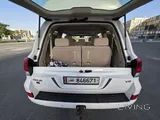 Toyota Land Cruiser 2019 | V8 4×4 | GXR | GPS | 8 Airbag | Service History