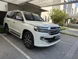 TOYOTA LAND CRUISER GRAND TOURING GXR