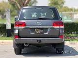Toyota Land Cruiser GX 2021