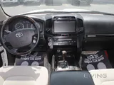Toyota Land Cruiser GXR 2011
