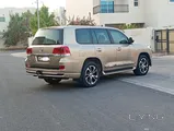 Toyota Land Cruiser GXR 2011