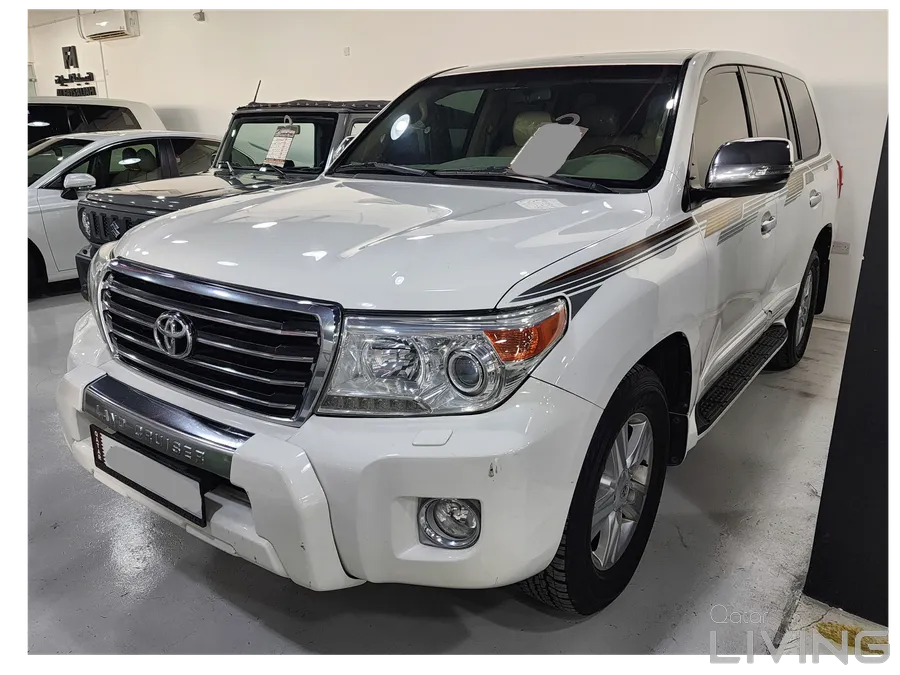 Toyota Land Cruiser GXR 2014 — QatarLiving