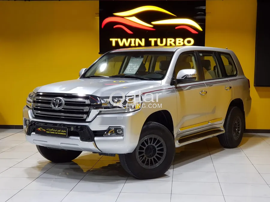 Toyota Land Cruiser GXR 2016 — QatarLiving