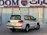 Toyota Land Cruiser GXR 2016 V8 