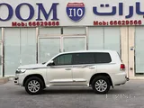 Toyota Land Cruiser GXR 2017 V8