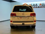 Toyota Land Cruiser GXR 2018 V8