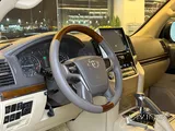 Toyota Land Cruiser GXR 2018 V8