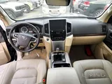 Toyota Land Cruiser GXR 2019 V8