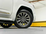 Toyota Land Cruiser GXR 2023 V6