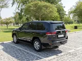 Toyota Land Cruiser GXR 2024